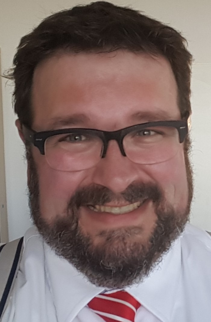 Dr. René Holm